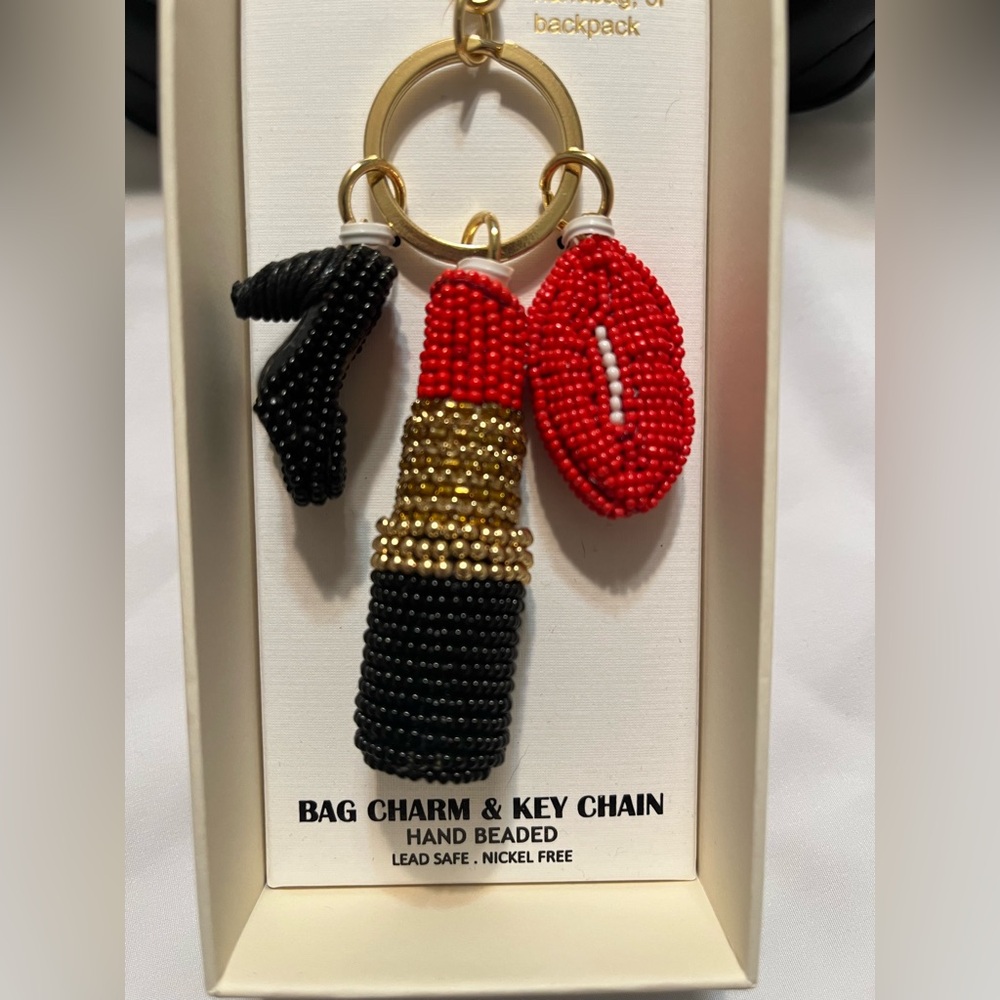 Beaded Bag Charm with High Heels and lipstick - Picture 2 of 3